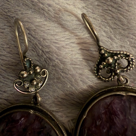 Elegant Purple Oval Earrings - Picture 3 of 5